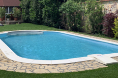 Látvány a kerti grillel